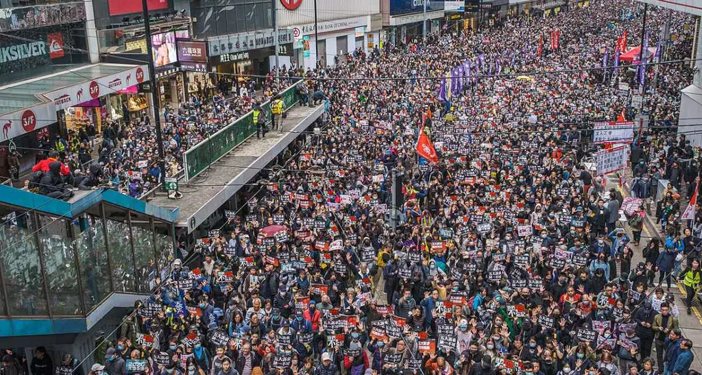 Im Januar 2020 gingen erneut mehr als hunderttausend Menschen auf die Straßen, um für Demokratie zu demonstrieren.